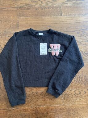 Zara Black and White Cropped Waffle Knit T shirts with Pink 'W' Patch